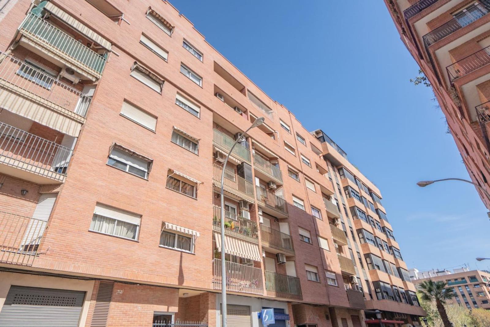 Apartment Monfort Valencia Exterior photo